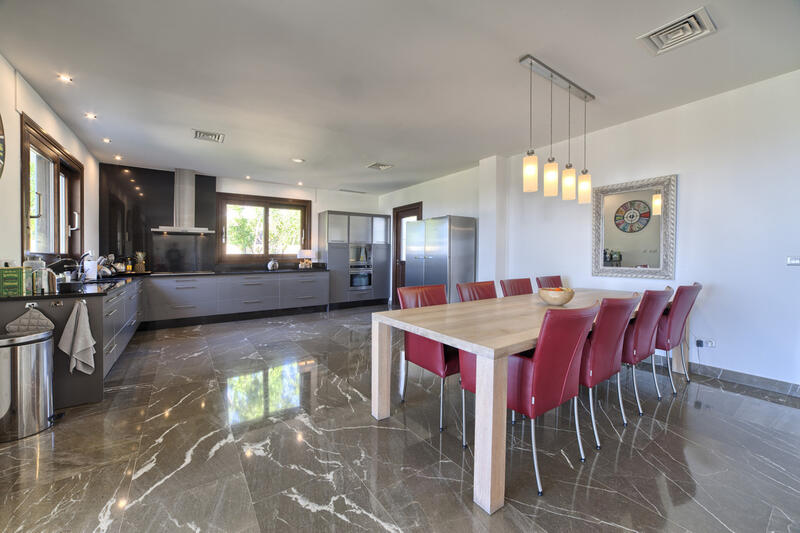 6 chambre Villa à vendre