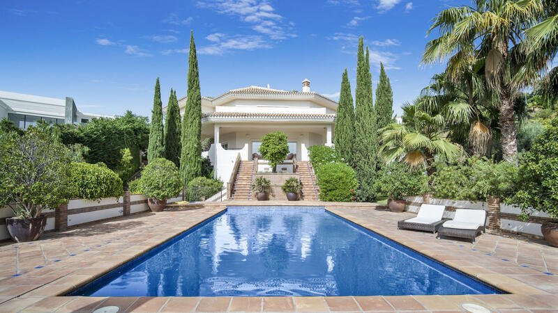 Villa til salgs i Benahavis, Málaga