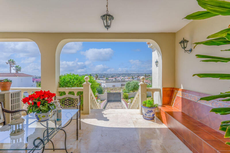 Villa til salgs i Pueblo Nuevo de Castellar, Cádiz