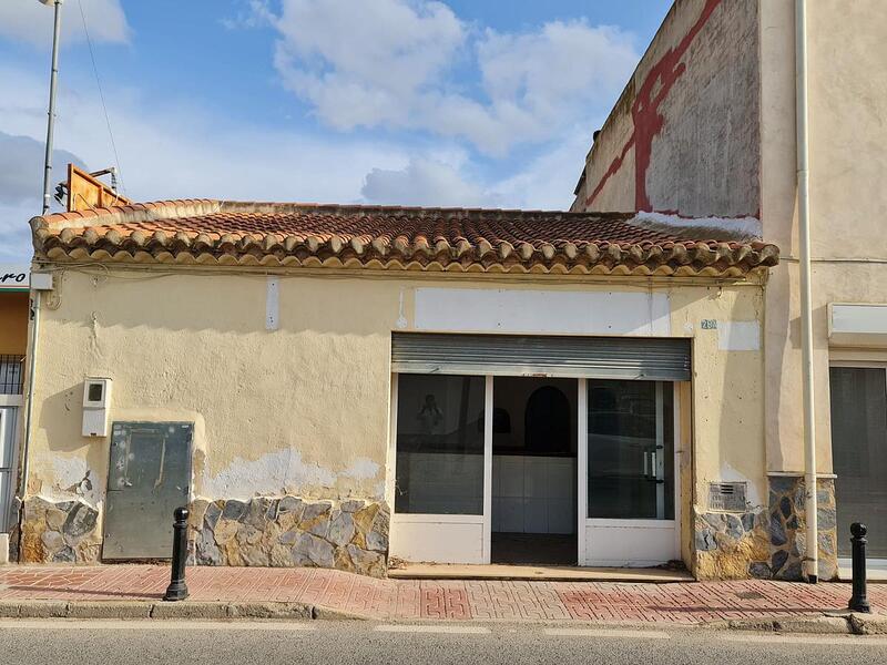 Kommersiella fastigheter till salu i Hondon de los Frailes, Alicante