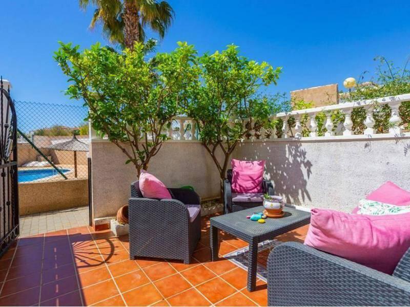3 bedroom Townhouse for sale