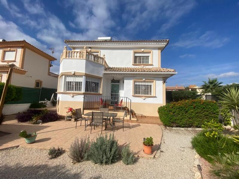 Villa til salgs i Fortuna, Murcia