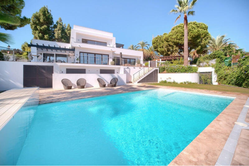 Villa til salg i Brisas de la Viña, Málaga