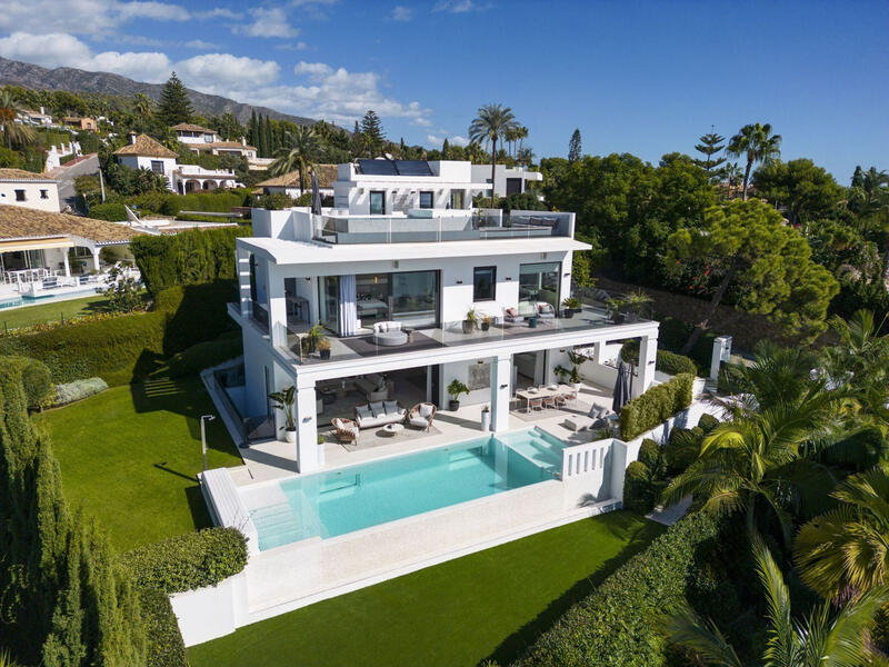 Villa til salgs i Nagüeles, Málaga