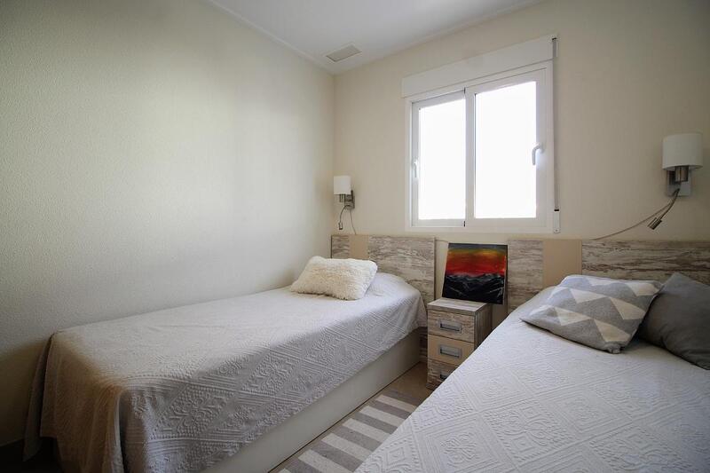 2 Cuarto Adosado en venta