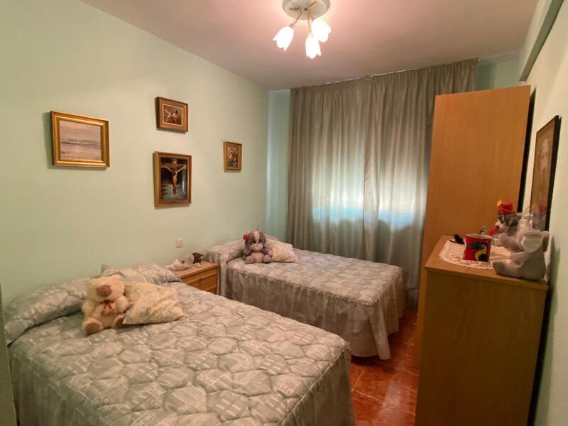 2 Schlafzimmer Stadthaus zu verkaufen