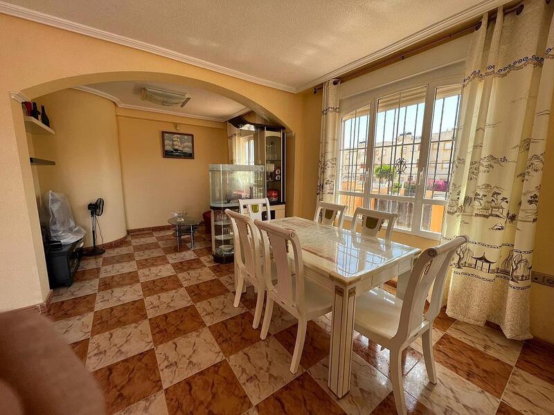4 Cuarto Adosado en venta