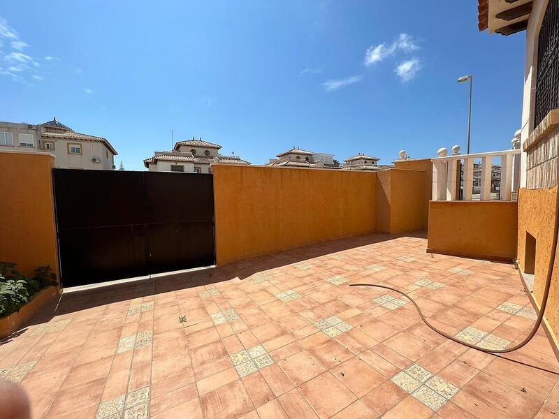 4 Cuarto Adosado en venta