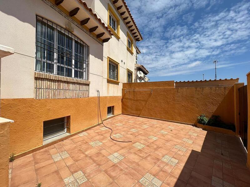 4 Cuarto Adosado en venta