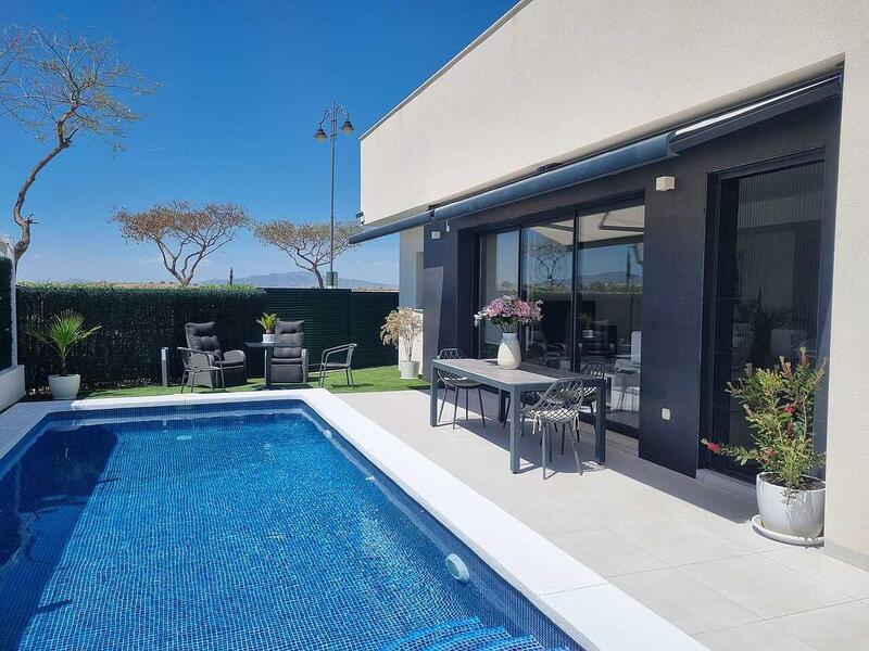 Villa til salg i Alhama de Murcia, Murcia