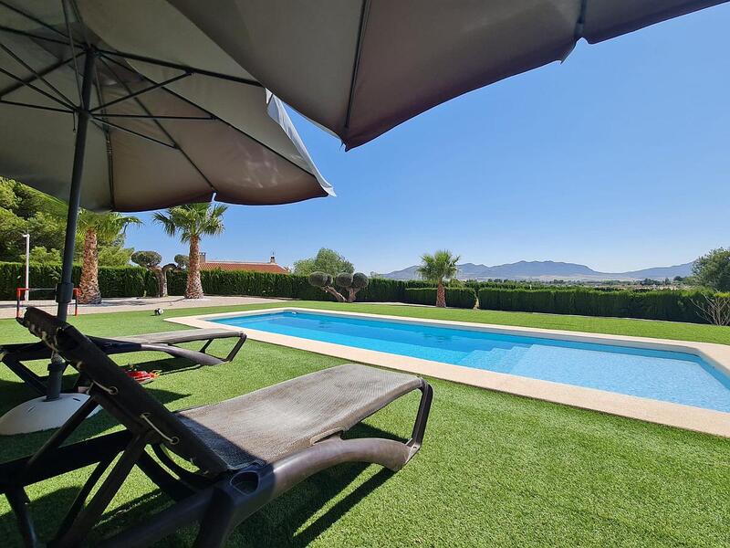 Villa til salg i Yecla, Murcia