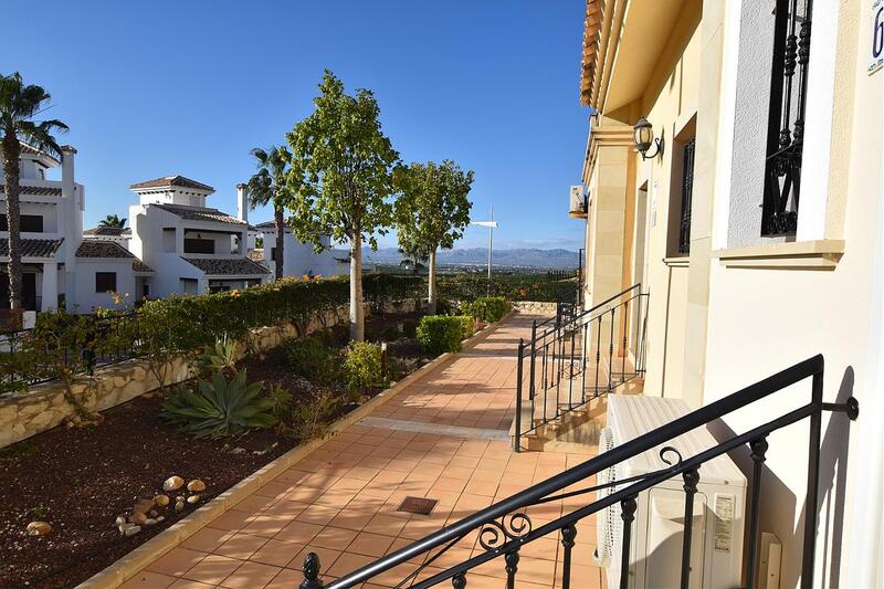 2 bedroom Townhouse for sale