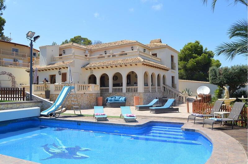 Villa à vendre dans Orihuela Costa, Alicante