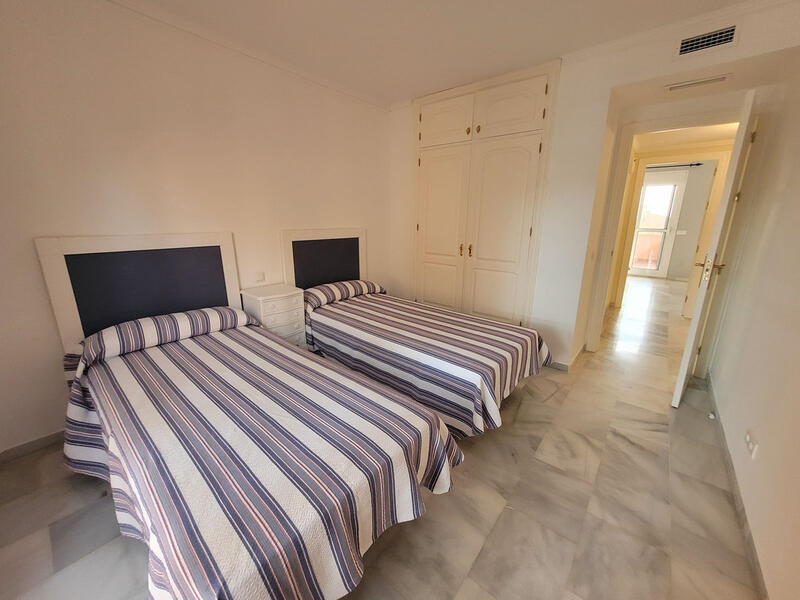 3 bedroom Townhouse for sale