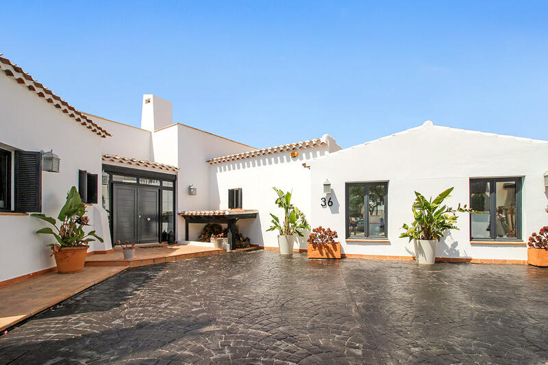 Villa til salg i El Valle Golf, Murcia