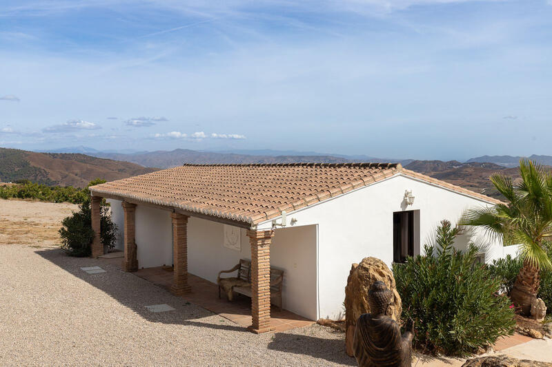 6 bedroom Commercial Property for sale