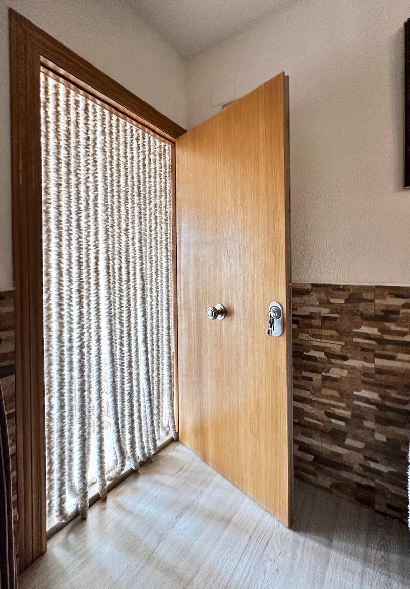 2 Cuarto Adosado en venta
