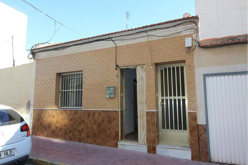 Byhus til salg i Torrevieja, Alicante