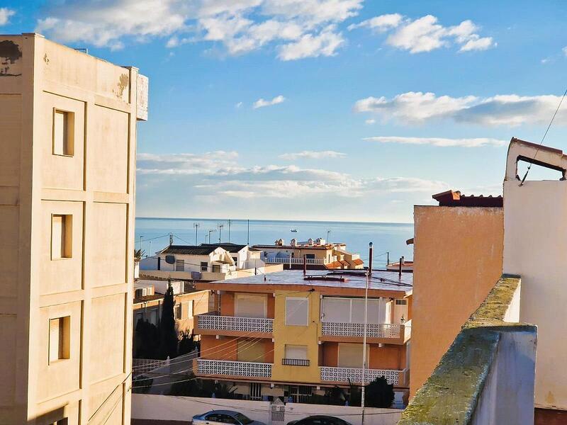 3 bedroom Apartment for sale