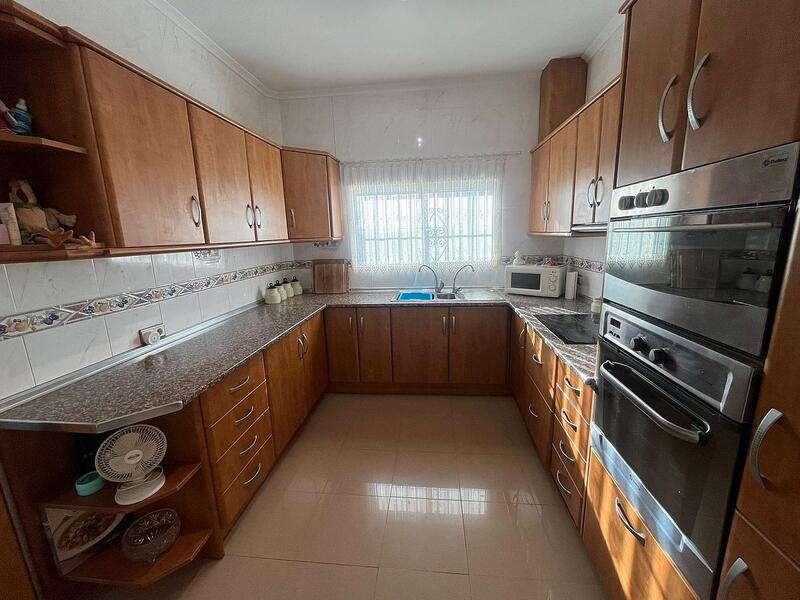 4 Cuarto Villa en venta