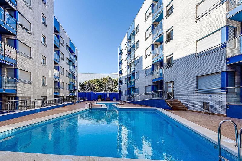 2 bedroom Apartment for sale