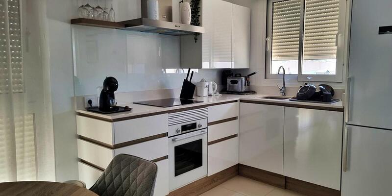 2 slaapkamer Gezinswoning Te koop