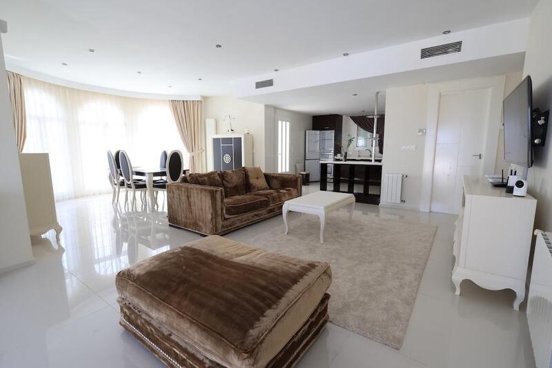 5 Schlafzimmer Villa zu verkaufen