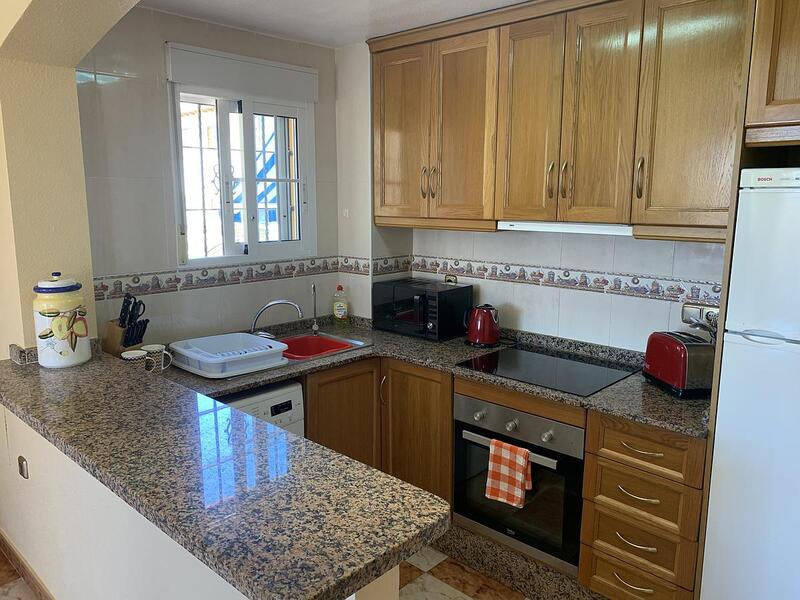 2 bedroom Townhouse for sale