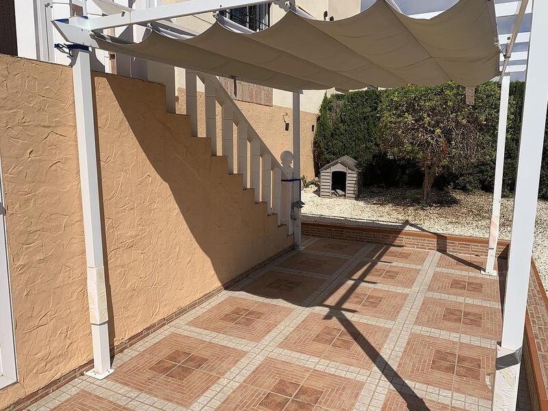 2 bedroom Townhouse for sale