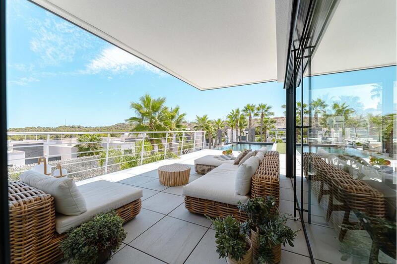 Villa en venta en San Miguel de Salinas, Alicante