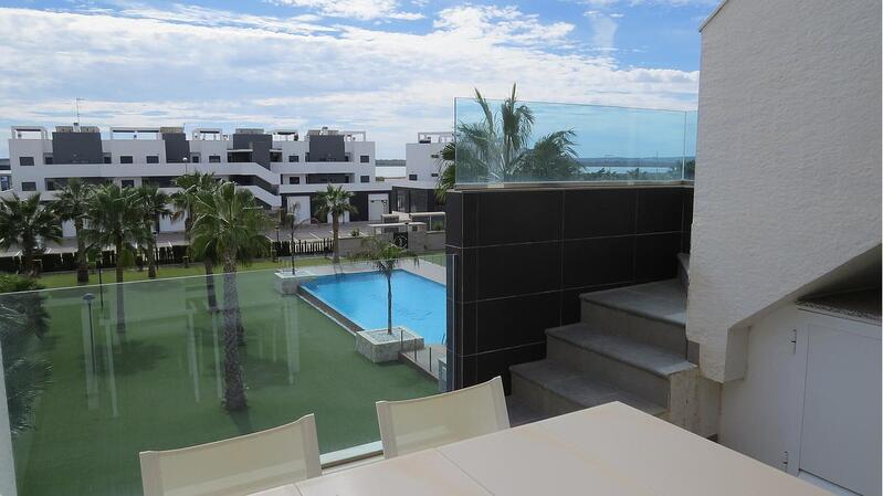 3 bedroom Apartment for sale