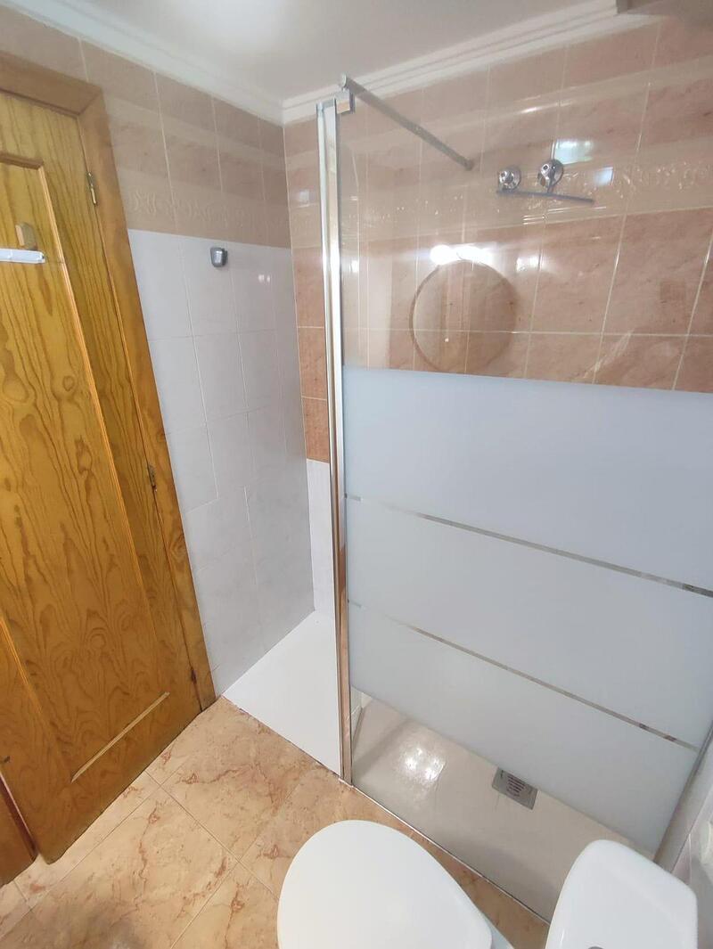 2 Schlafzimmer Stadthaus zu verkaufen