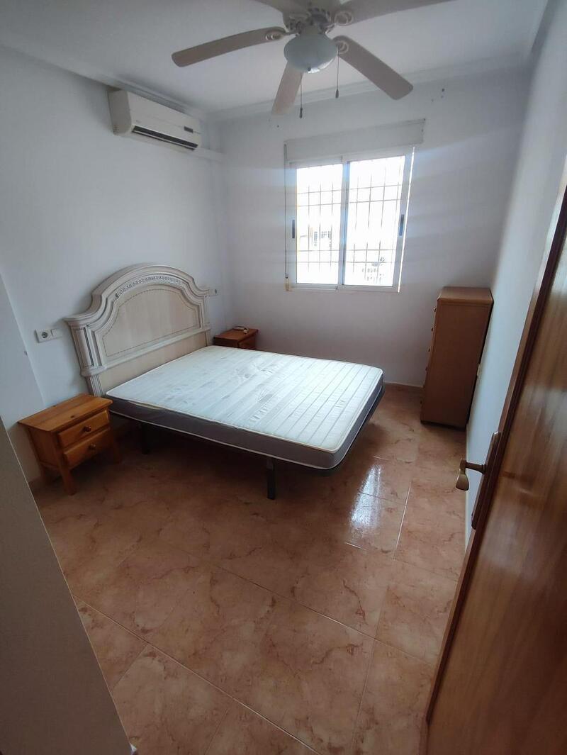 2 Schlafzimmer Stadthaus zu verkaufen