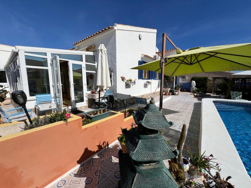 4 bedroom Villa for sale