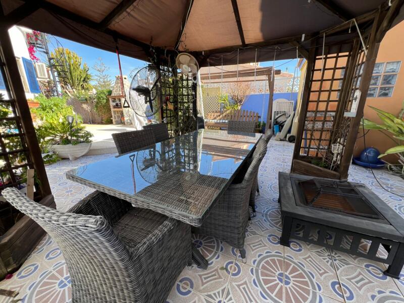 4 bedroom Villa for sale
