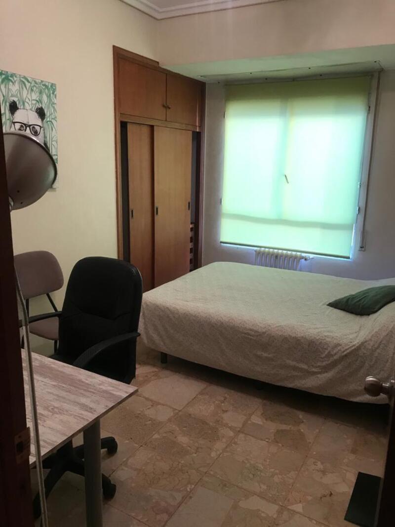 7 bedroom Apartment for sale