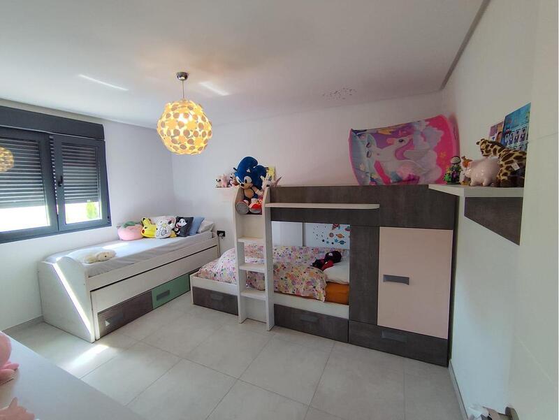 4 Schlafzimmer Villa zu verkaufen