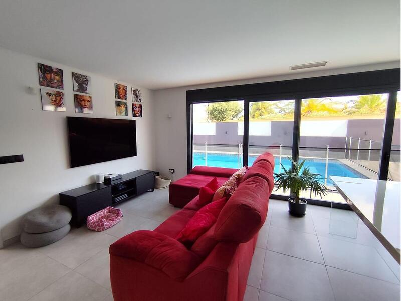 4 Schlafzimmer Villa zu verkaufen