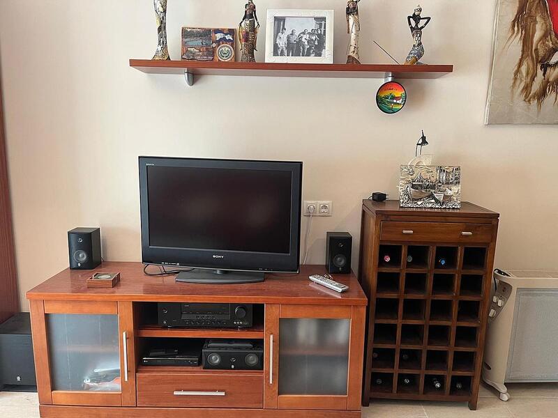 3 спальная комната квартира продается
