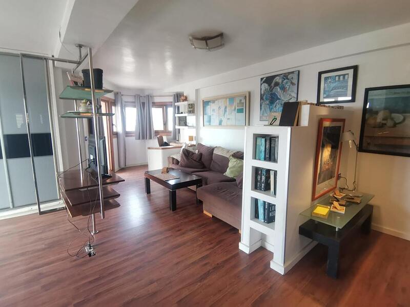 квартира продается в Torrevieja, Alicante