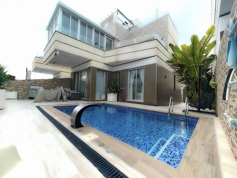 вилла продается в Ciudad Quesada, Alicante