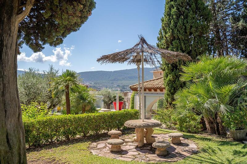 7 bedroom Villa for sale