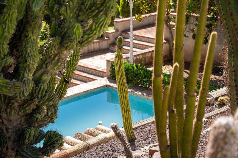 7 bedroom Villa for sale