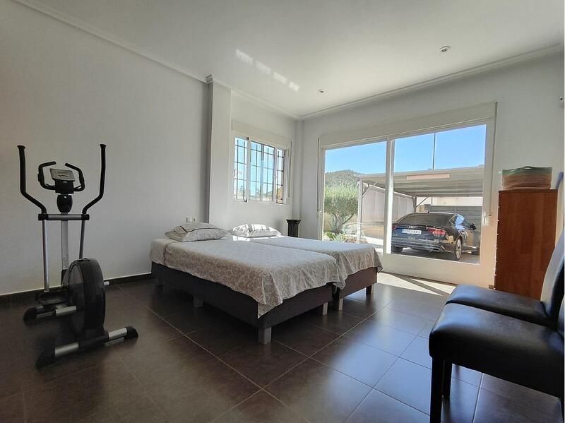 4 Cuarto Villa en venta