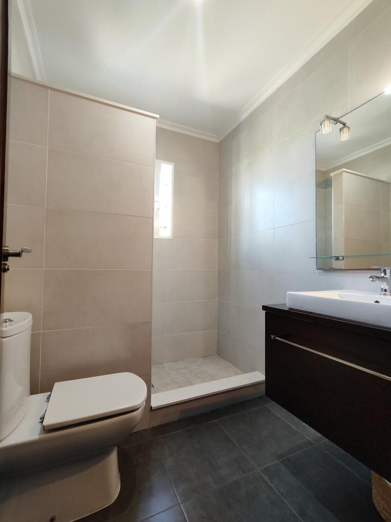 4 Cuarto Villa en venta