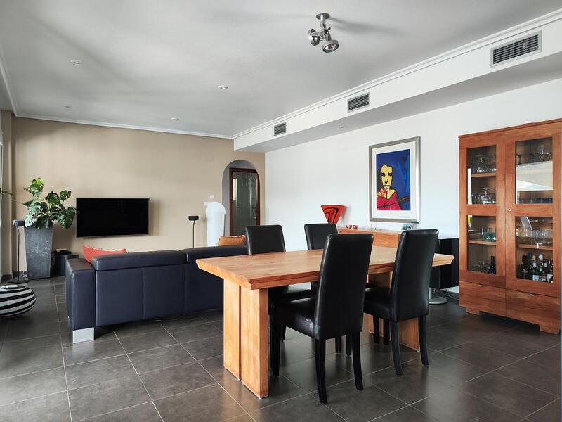 4 Cuarto Villa en venta