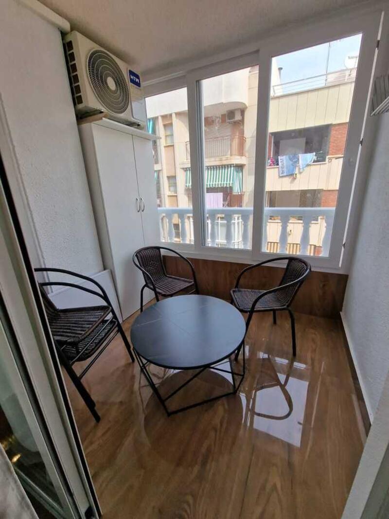 2 slaapkamer Appartement Te koop
