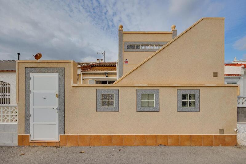 2 Cuarto Adosado en venta