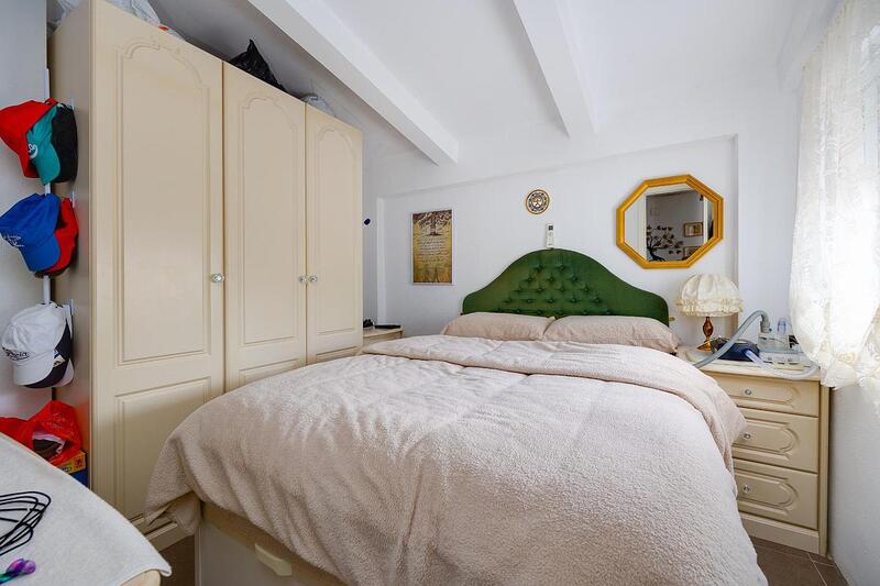 2 Cuarto Adosado en venta