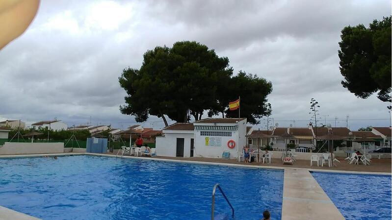 2 Cuarto Adosado en venta